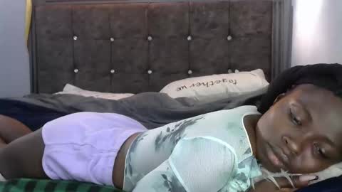 prettynancy19 online show from 01.12.26