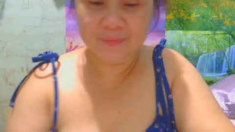 Snapshot of prettynhing chatting on 07.22.26 Nhing online show from 07.22.26