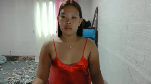 Snapshot of prettyoliviax chatting on 01.19.25 olivia for short oliv online show from 01.19.25