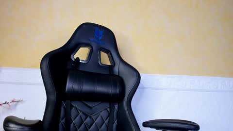 Snapshot of prettypervyx chatting on 02.11.25 Laura Onlyfans 40OFF online show from 02.11.25