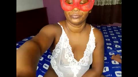 Prettypriya online show from 12.16.24