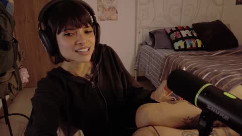 Juli online show from 03.19.26