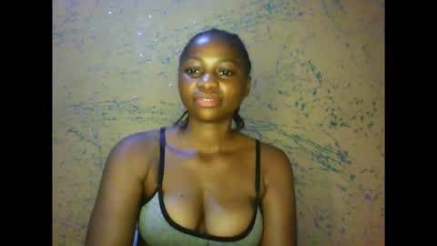 Snapshot of prettyxxpac chatting on 02.13.26 prettyxxpac online show from 02.13.26