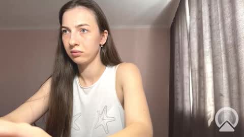 prettyyy_angel online show from 10.17.25