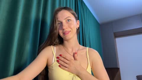 Snapshot of prettyyy_angel chatting on 06.23.26 prettyyy_angel online show from 06.23.26