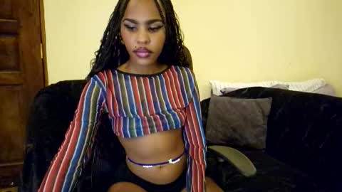 Snapshot of priceless_sexy chatting on 03.16.26 priceless_sexy online show from 03.16.26