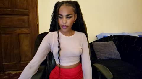 Snapshot of priceless_sexy chatting on 04.25.26 priceless_sexy online show from 04.25.26