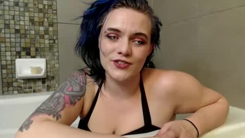 PrimalDelilah online show from 12.08.24