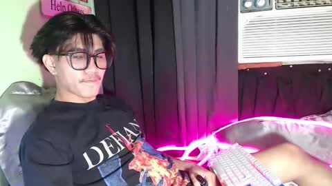 primekiannx_ online show from 02.13.26