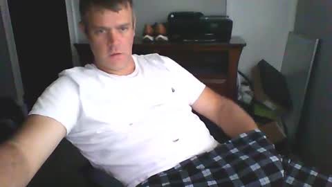 Snapshot of primetimeride chatting on 09.24.25 primetimeride online show from 09.24.25