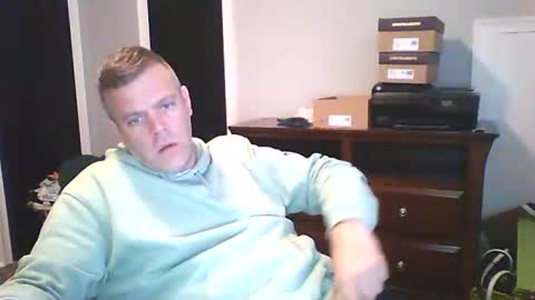 Snapshot of primetimeride chatting on 10.18.25 primetimeride online show from 10.18.25