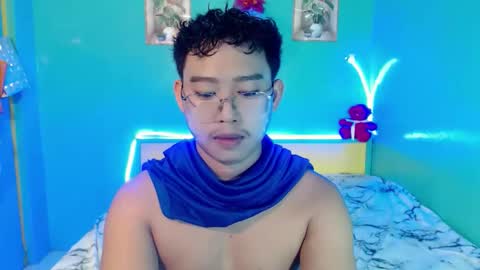 Snapshot of prince_valx chatting on 04.19.26 prince_valx online show from 04.19.26