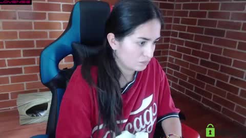 Snapshot of princesa_leia_zathur chatting on 05.01.26 Leia online show from 05.01.26