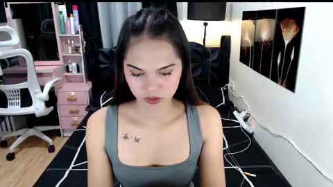 Snapshot of princess_018 chatting on 10.08.25 Shane online show from 10.08.25