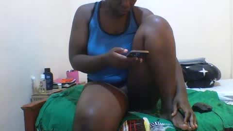 Snapshot of princess_cutie chatting on 06.16.26 princess online show from 06.16.26