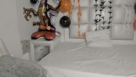 princess_tokyo_ online show from 10.27.25