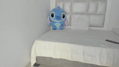 princess_tokyo_ online show from 11.05.25