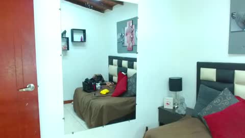 princess_violetx online show from 02.12.26