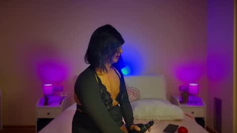 Snapshot of princessa__lola chatting on 11.28.25 Princessa Lola online show from 11.28.25