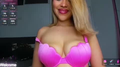  Call Me Cloe  online show from 09.16.25