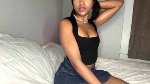 Princess Aleah online show from 12.08.24