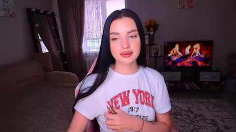 Snapshot of princessamira1 chatting on 07.17.26 princessamira1 online show from 07.17.26