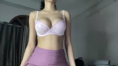 princessjasmineoxo online show from 10.14.25