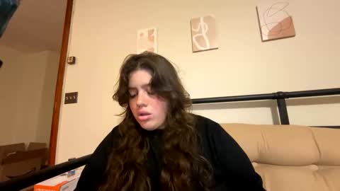 princessviccxo online show from 10.18.25