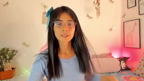 Snapshot of princessluna_14 chatting on 06.16.26 princessluna_14 online show from 06.16.26
