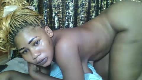 Snapshot of princesssweetass2 chatting on 04.10.26 FENNY online show from 04.10.26