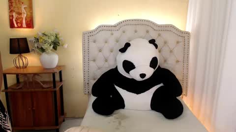 princessyanzy1 online show from 02.06.25