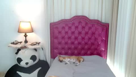 princessyanzy1 online show from 01.31.26