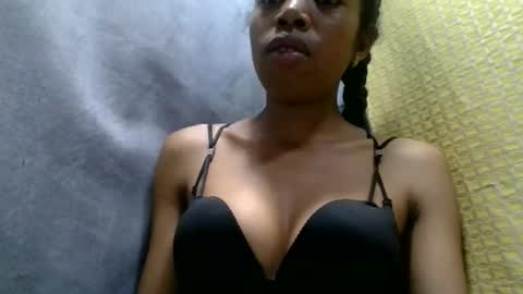 Snapshot of prisca880319 chatting on 05.01.26 prisca880319 online show from 05.01.26