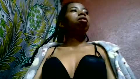 Snapshot of prisca880319 chatting on 07.02.26 prisca880319 online show from 07.02.26