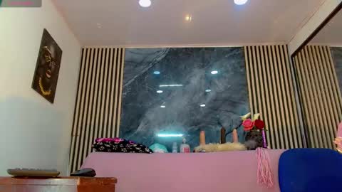 priscilarainbow online show from 02.26.25