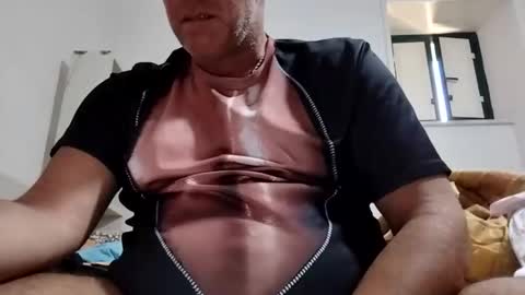 Snapshot of privatetour369 chatting on 05.31.26 privatetour369 online show from 05.31.26