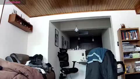 Probardetodo independent model online show from 10.05.25