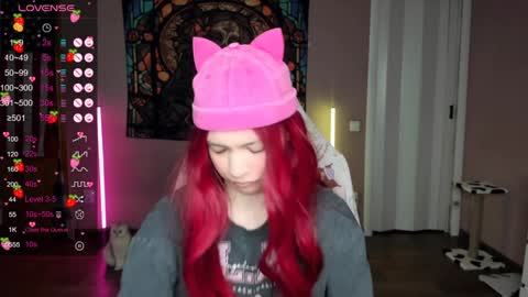 Snapshot of project_hisoka44 chatting on 01.19.25 Di online show from 01.19.25