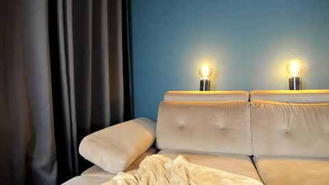 Raven  but you can call me sweetie or honey too  online show from 02.09.26