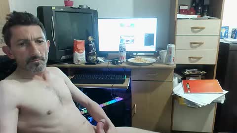 Mariusz online show from 04.18.26