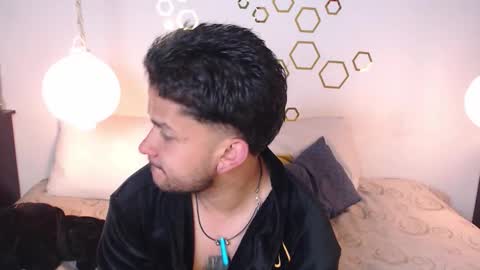 Adris  Juan online show from 11.10.25