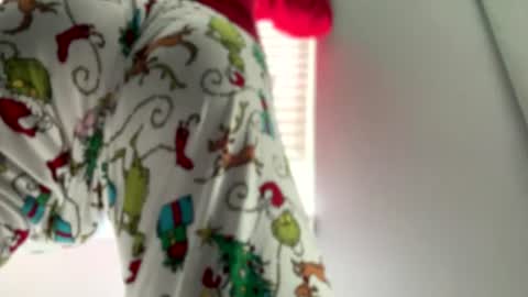 Snapshot of prtty2345 chatting on 06.27.26 prtty2345 online show from 06.27.26