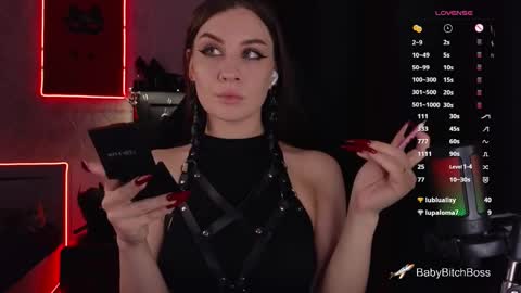 Snapshot of psy_vibe chatting on 09.11.25 Elena online show from 09.11.25