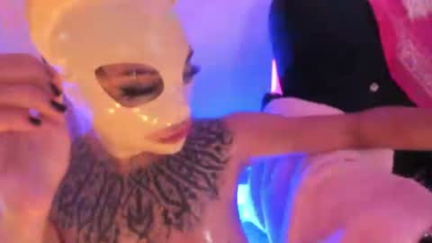 Snapshot of psychodoll_11 chatting on 07.08.26 psycodoll online show from 07.08.26