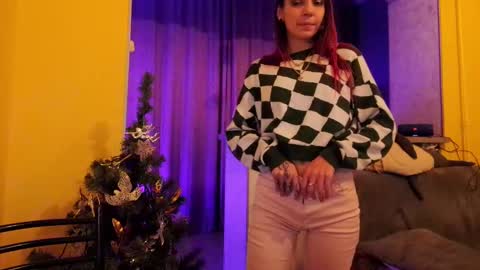 Snapshot of psyheya chatting on 12.31.24 LUCY ----- online show from 12.31.24