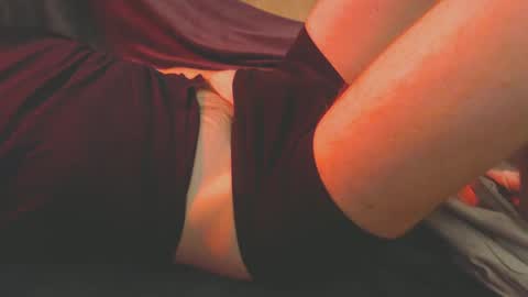 Snapshot of public_train chatting on 03.11.25 public_train online show from 03.11.25