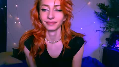 Snapshot of pufpufog chatting on 01.15.25 EsteticHouse online show from 01.15.25