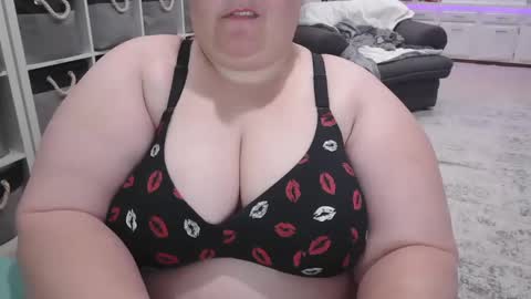 Puggie -  online show from 01.25.25