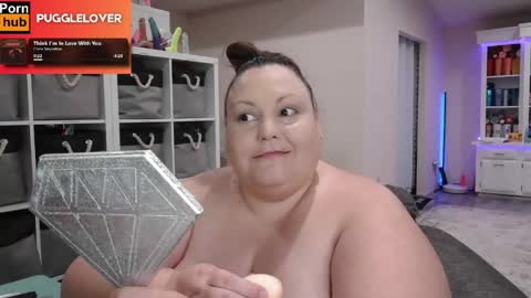 Snapshot of pugglelover chatting on 05.22.26 Puggie - online show from 05.22.26