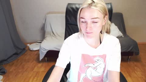 Polly online show from 12.14.24